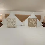 Landhotel Garni Zur Linde Ξενοδοχείο