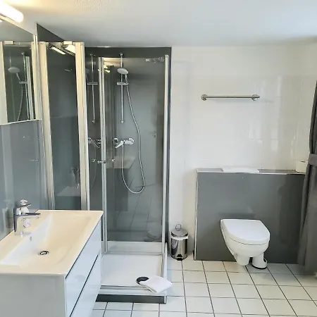 Hotel Garni Zur Linde 3*