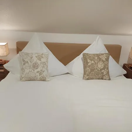 Garni Zur Linde Hotel