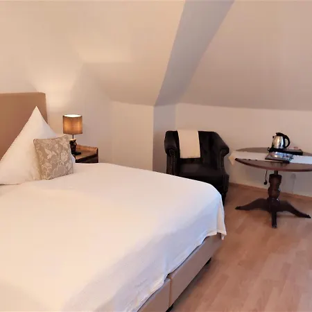 Garni Zur Linde Hotel