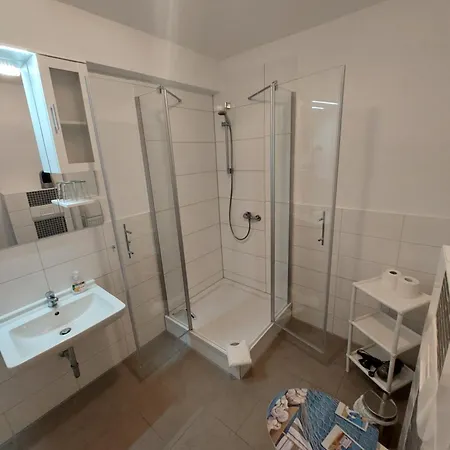 Hotel Garni Zur Linde 3*