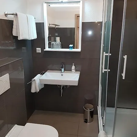 Garni Zur Linde Hotel Ratekau