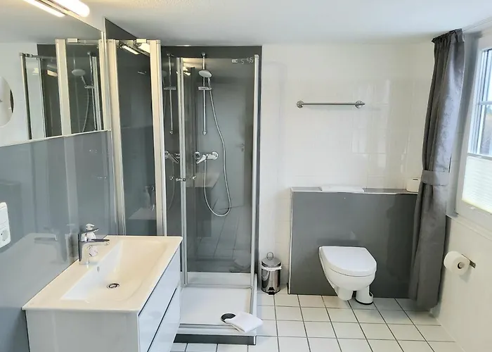 Hotel Garni Zur Linde 3*