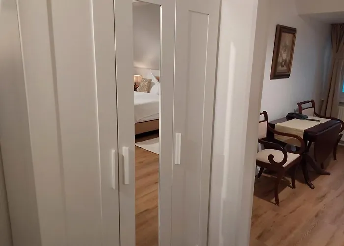 Garni Zur Linde Hotel 3*